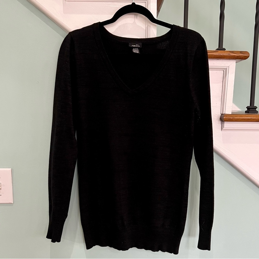 Rue 21 Black Shimmer Sweater